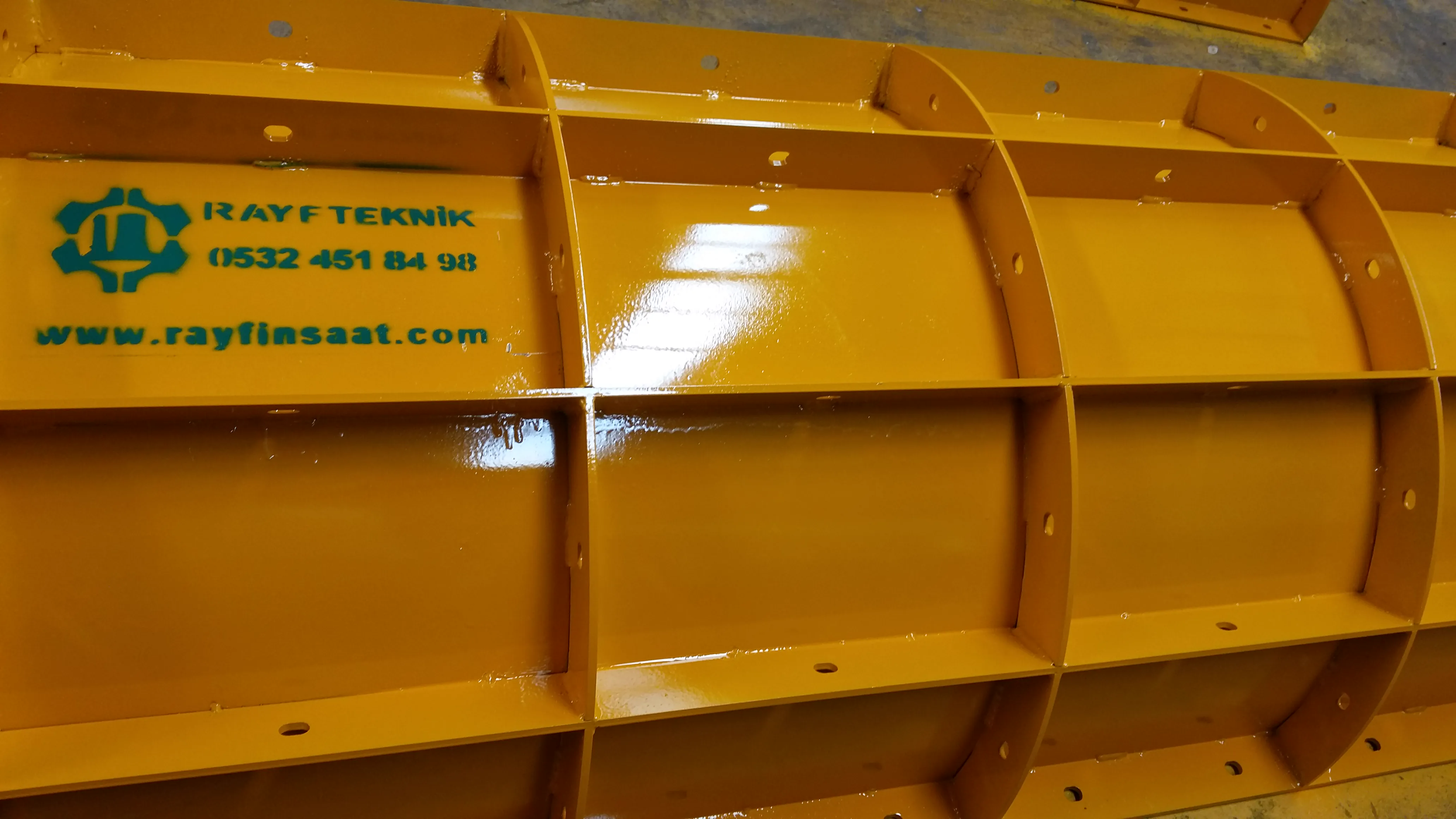 Stiffener detail on steel column formwork
